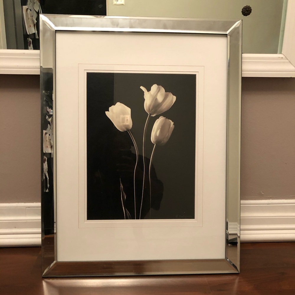 Mirror frame with flower art